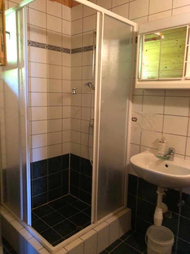Almos Apartman Balatonfenyves Exterior foto